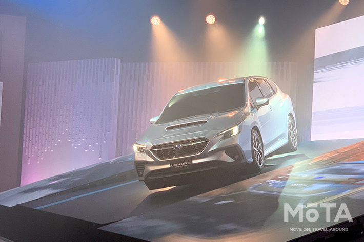 スバル 新型レヴォーグ プロトタイプ