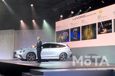スバル 新型レヴォーグ プロトタイプ