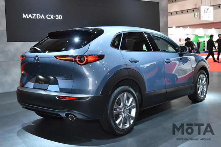 マツダ CX-30