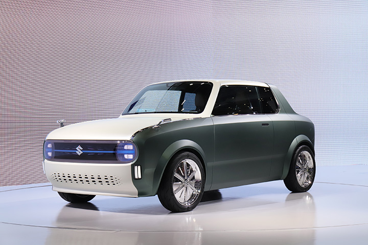 スズキブースには小さなクルマにワクワクを凝縮した2台のコンセプトカーが登場 東京モーターショー19 Mota スズキブースには小さなクルマにワクワクを凝縮した2台のコンセプトカーが登場 東京モーターショー19 Mota