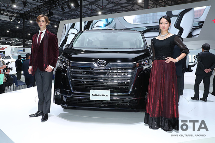 トヨタ グランエース（トヨタ車体ブース）