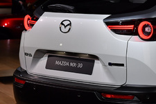 マツダ MX-30