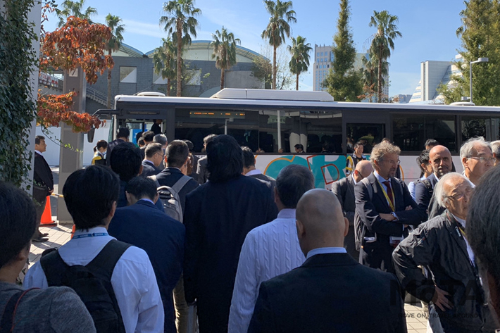 東京モーターショー2019　東京ビッグサイト・青海展示棟(東京テレポート駅)～西・南展示棟(有明エリア)間移動のシャトルバス