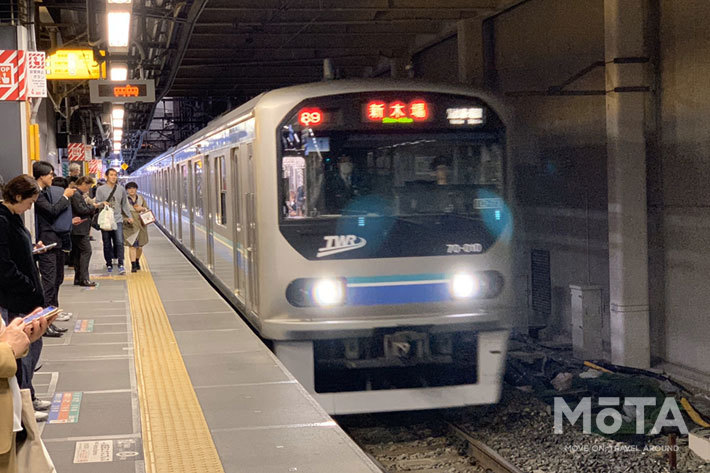 平日の夜にモーターショー見学｜JR埼京線に直通運転するりんかい線(JR渋谷駅にて)【東京モーターショー2019】