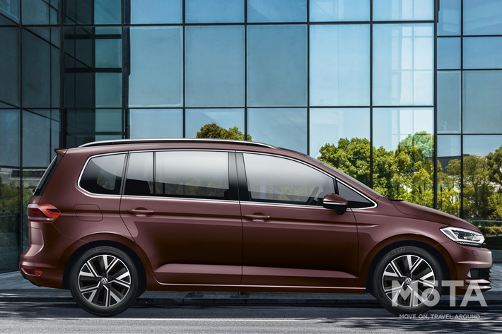 フォルクスワーゲン ゴルフ Touran TDI Premium