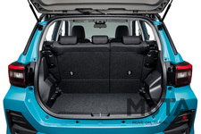 トヨタ 新型車ライズ ラゲージスペース