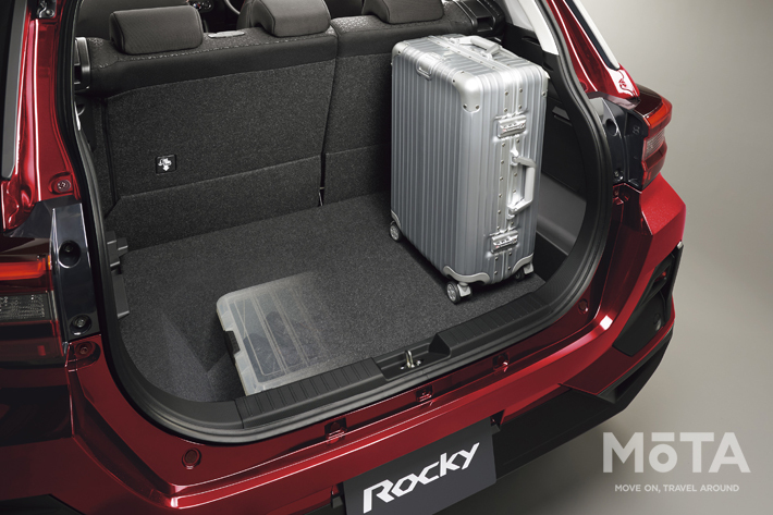ダイハツ 新型ロッキー ラゲージモード＜下段モード＞
