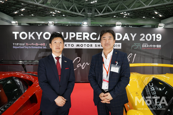 TOKYO SUPERCAR DAY（東京スーパーカーデイ）2019 特別企画 一般社団法人日本スーパーカー協会代表理事の須山 泰宏さん（右）