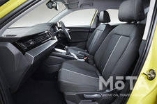 アウディ 新型A1スポーツバック 35 TFSI