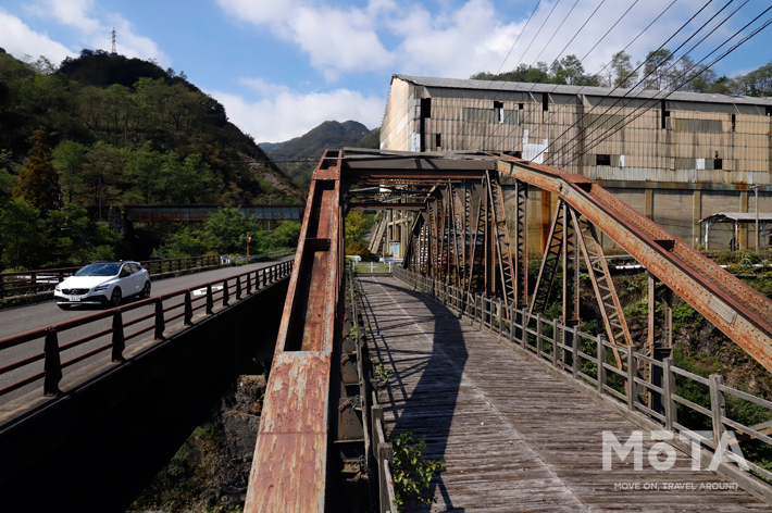 ボルボ V40 Cross Country／足尾銅山