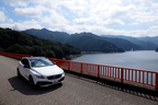 ボルボ V40 Cross Country／草木湖