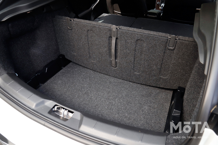 ボルボ V40 Cross Country