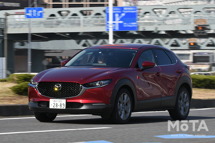 トヨタ ヤリスクロス ハイブリッド Vs マツダ Cx 30 ディーゼル 燃費比較 実燃費はハイブリッド有利だがランニングコストはイーブンだ 画像ギャラリー No 4 低燃費にこだわるなら 最新の実燃費が丸わかり 燃費レポート Mota