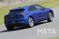 ジャガーランドローバー SVOモデル サーキット試乗