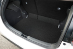 トヨタ 新型ヤリス（プロトタイプ）│1.5L ガソリンエンジンモデル│ボディカラー：アイスピンクメタリック