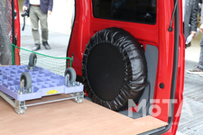 三菱 ミニキャブミーブバン 日本郵便