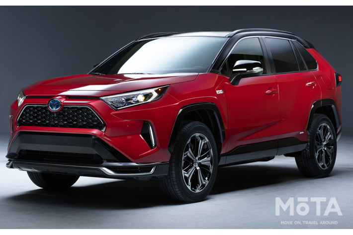 トヨタ RAV4のPHV車を世界初披露【ロサンゼルスオートショー】