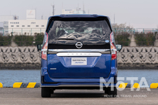 日産 セレナAUTECH