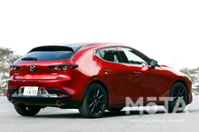 マツダ MAZDA3 FASTBCK X L Package／エンジンタイプ：SKYACTIV X 2.0（6AT）