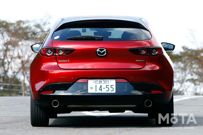 マツダ MAZDA3 FASTBCK X L Package／エンジンタイプ：SKYACTIV X 2.0（6AT）