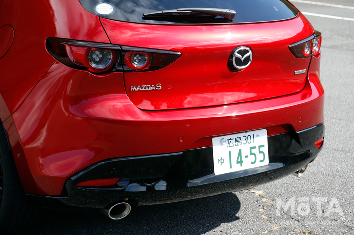 マツダ MAZDA3 FASTBCK X L Package／エンジンタイプ：SKYACTIV X 2.0（6AT）