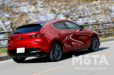 マツダ MAZDA3 FASTBCK XD L Package／エンジンタイプ：SKYACTIV D 1.8