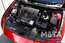 マツダ MAZDA3 FASTBCK XD L Package／エンジンタイプ：SKYACTIV D 1.8
