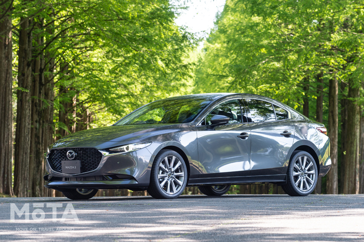 マツダ MAZDA3 SEDAN