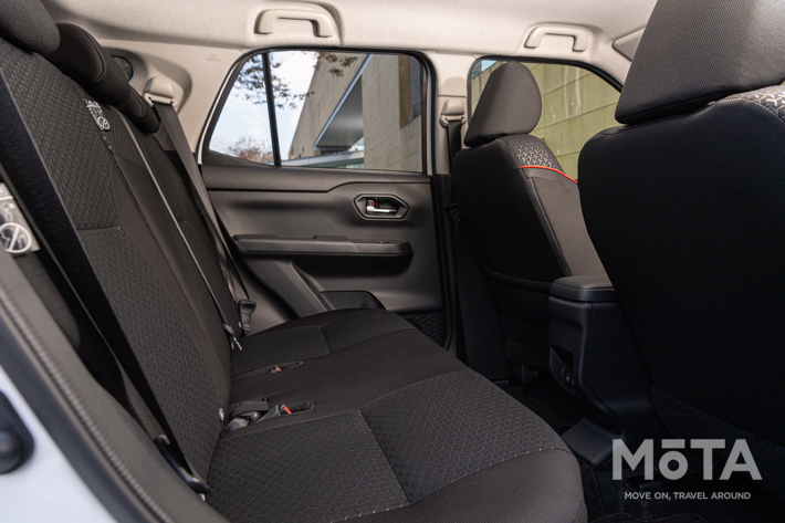 ライズはコンパクトなボディサイズながらも後席にはゆとりがある