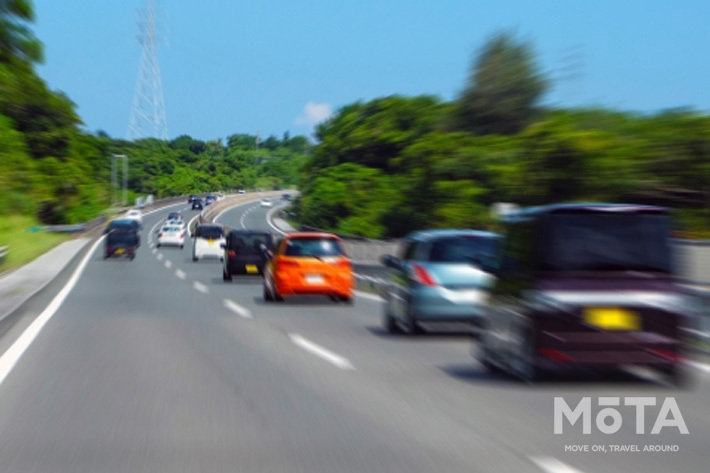 他人ごとじゃすまされない 運転中イライラする人の約3割が あおり運転予備軍 業界先取り 業界ニュース 自動車ニュース21国産車から輸入車 まで Mota