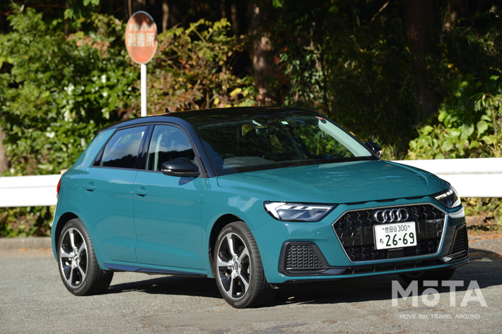 アウディ 新型A1スポーツバック 35 TFSI Advanced