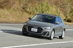 アウディ 新型A1スポーツバック 35 TFSI S line