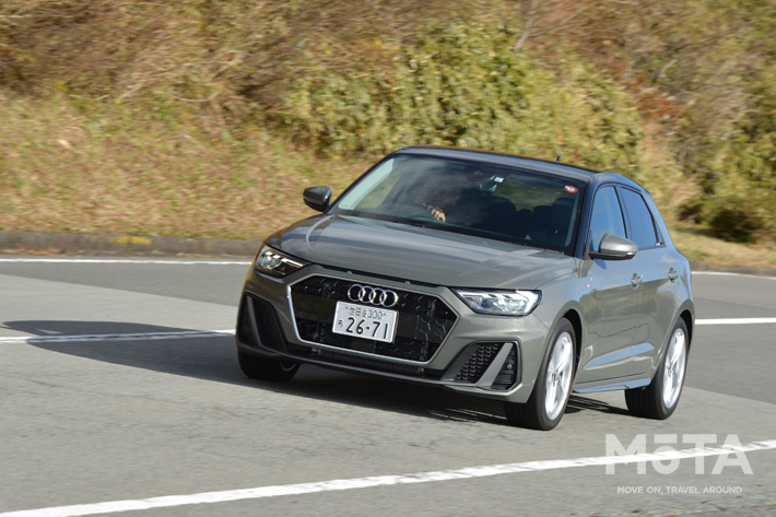 アウディ 新型A1スポーツバック 35 TFSI S line