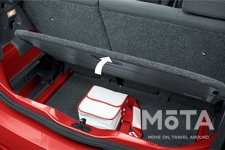 VW 限定モデル「cross up!」 ラゲージルーム展開イメージ