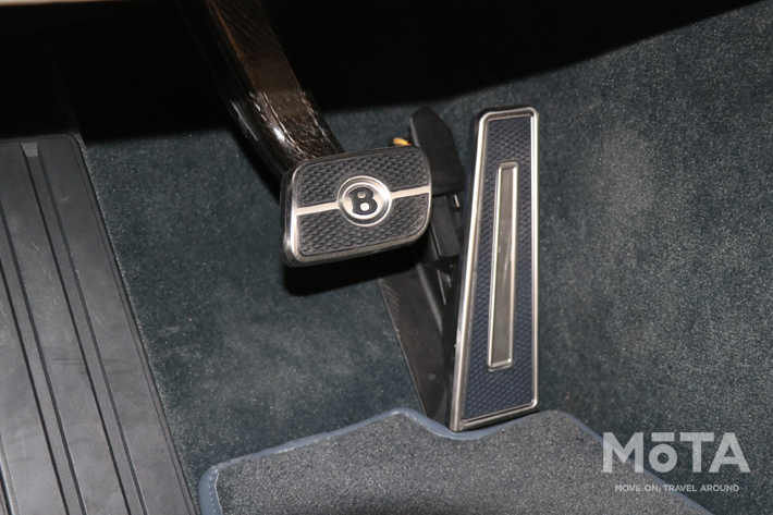 ベントレー 新型フライングスパー