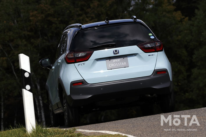 ホンダ 新型フィット クロスター