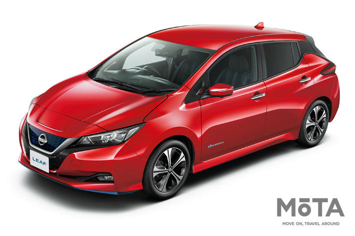 日産 リーフ ボディカラー：ガーネットレッド