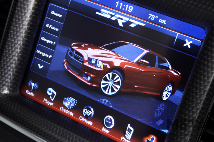 ダッジ チャージャー SRT8