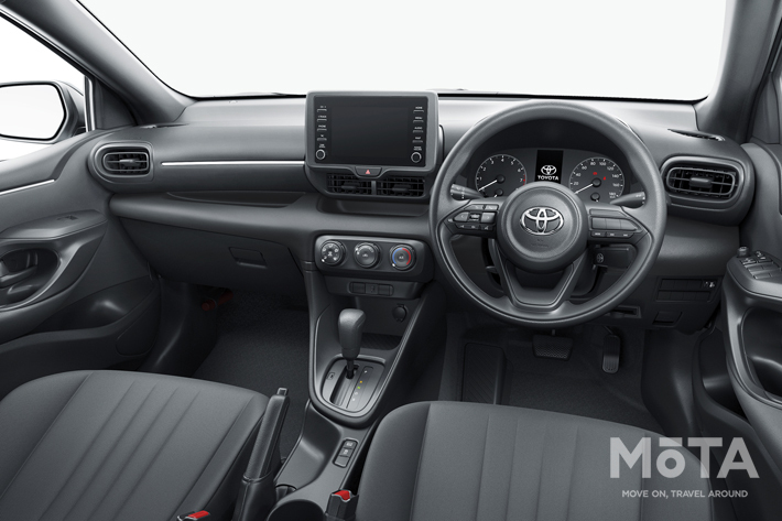 トヨタ 新型ヤリス X“B package” 内装色：ブラック