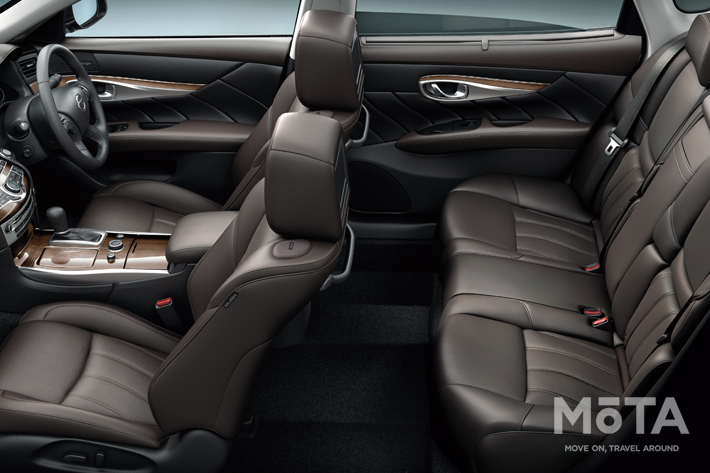 日産 「シーマ」と「フーガ」を仕様向上