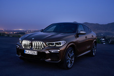 BMW 新型 X6