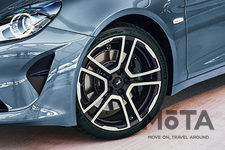 アルピーヌ 左ハンドルモデルを10台限定で発売