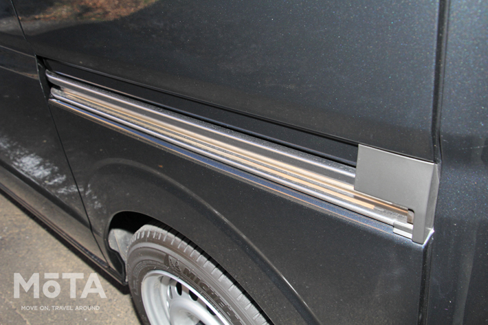 [普段やらないところを念入りに洗車]