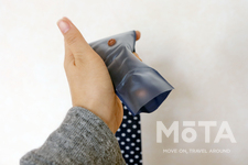 セリア　車内を濡らさない傘ホルダー(100円+税)【アラサー女子が選ぶ「100均(100円ショップ)カー用品・オブ・THE・イヤー2019-2020」】