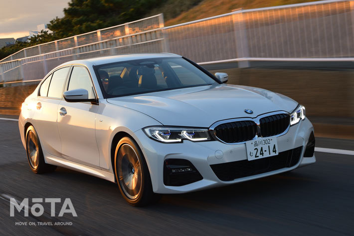 BMW 新型3シリーズ “320d xDrive M SPORT”(新型直4 2.0L ツインターボ ディーゼルエンジン搭載)