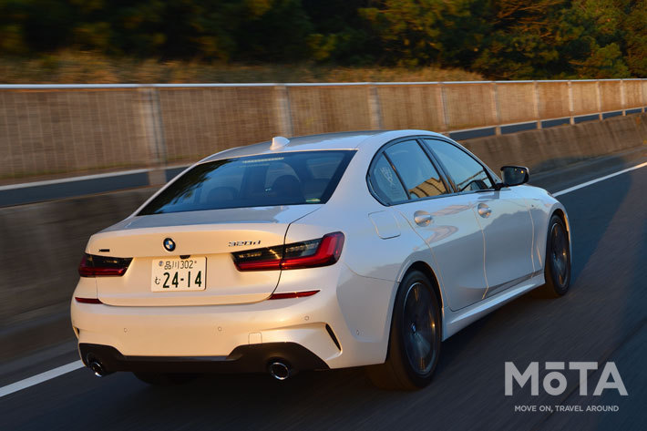 BMW 新型3シリーズ “320d xDrive M SPORT”(新型直4 2.0L ツインターボ ディーゼルエンジン搭載)