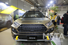 豊田自動織機ブースメーカー、RAV4