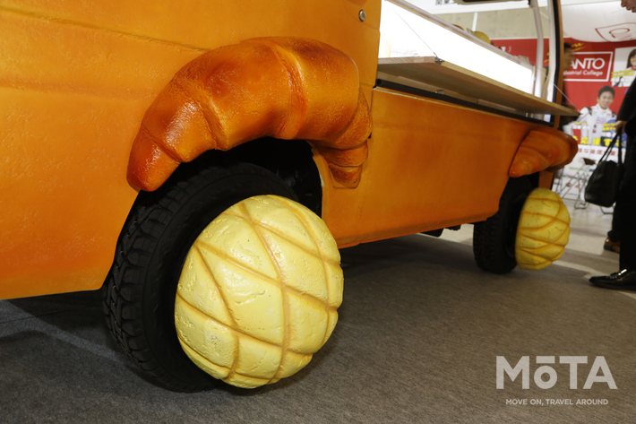 関東工業自動車大学校ブースメーカー、サンバーバン