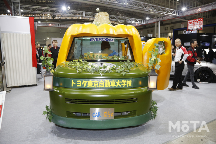 トヨタ東京自動車大学校ブースメーカー、bBオープンデッキ