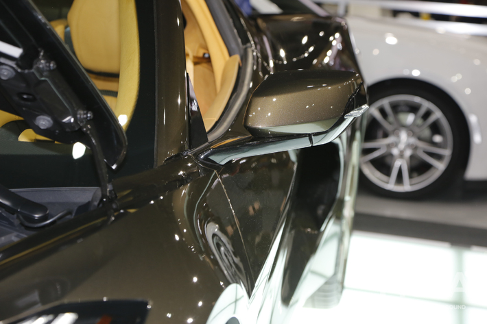 smart visionブース、コルベット